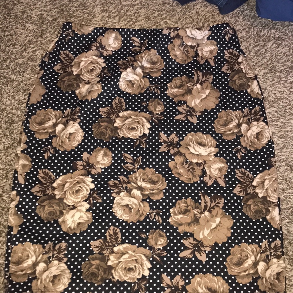 Knee-Length Pencil Skirt